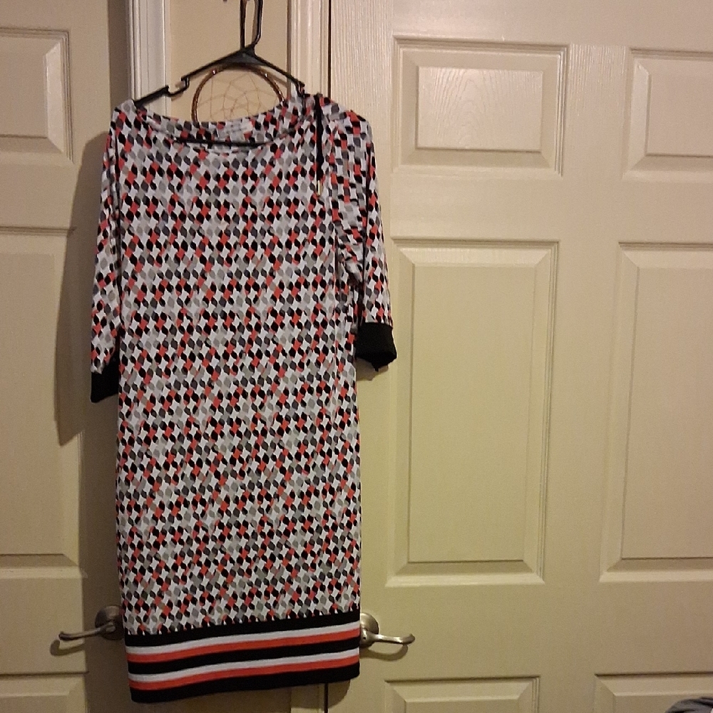 Liz Claiborne Red and Gray Geometric Dress
